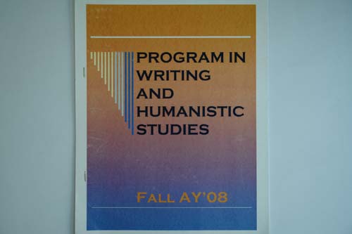 MIT대의 '글쓰기와 인문학과정'(PWHS:Writing and Humanistic Studies) 프로그램을 소개한 안내 책자.