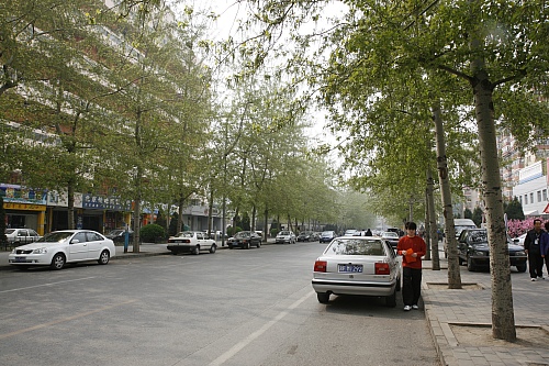 베이징 도심 이면도로는 제법 깨끗하게 정돈 돼 있는 모습이다.