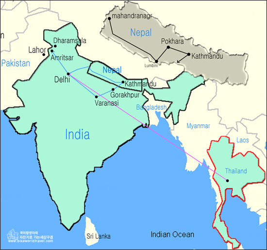인도/네팔 이동경로, 스토리에 등장하는 지명을 중심으로 표시 (네팔 지도는 갈색으로 반전시켜 따로 확대해 표시했습니다.)
