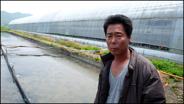 박형장씨는 우렁이 농법으로 친환경농사를 지으며 우렁이를 양식하고 있다.