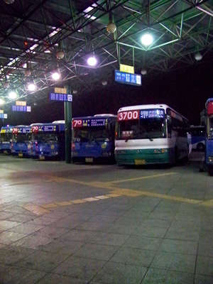 새벽 4시. 인천시외버스터미널