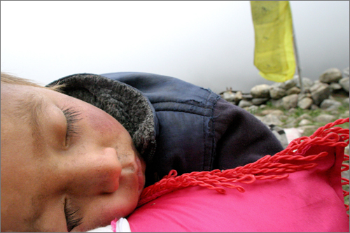 산악사진가 이상은 씨의 '아름다운 동행 180일-네팔 <희망학교> 짓기 프로젝트' 사진전 작품. 