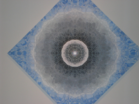탐리의 'polaris' 기하학적 상상 작품이다.