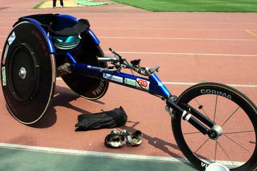  홍석만 선수의 경기용 휠체어. 대당 700~1천만원에 육박한다고. 