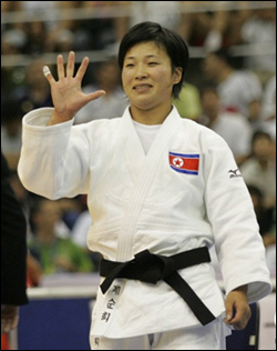  계순희는 북한 선수단에 첫 금메달을 안겨 줄 수 있을까