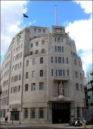 런던에 있는 BBC 방송국(Broadcasting House).