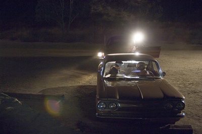  <조디악>의 첫 살인 씬. 데이빗 핀처 감독은 정교하고 세심한 카메라워크로 '살인의 순간'을 생생하게 연출했다.