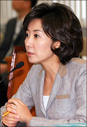 2008년 10월 24일 나경원 한나라당 의원이 국회 문화체육관광방송통신위 국정감사에서 "KBS 대책을 논의하기 위한 모임은 아니었다"고 재차 주장하고 있다.