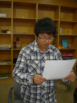 김대현 어린이는 논술교실 아이들 중에서 가장 괄목할 만한 성장을 이뤘다. 글짓기에 대한 열의가 높다.