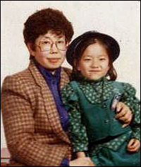 유치원 입학실 날 엄마와 내 모습