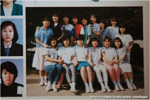 1980년대까지는 빛깔 담긴 졸업사진책이 몹시 드문데, 이 학교는 온통 빛깔 넣은 사진으로 이루어져 있습니다. 서울 일신여상 18회 졸업사진책에서.