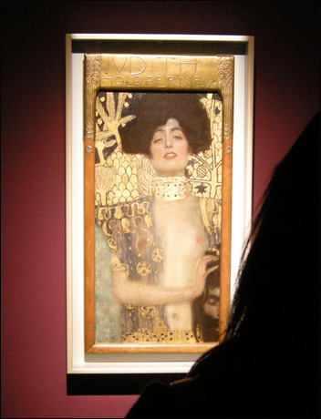 '유디트 I(Judith I)' 캔버스에 유채와 금박 153×133cm 1901