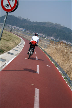 갑천 자전거 전용도로, 자전거 도로가 많아지면 정말 자전거 탈 맛이 날 것 같다. 