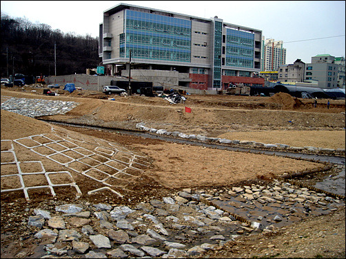 인천서부교육청 청사만 새로 짓는다고 교육수준이 나아지지 않는다.