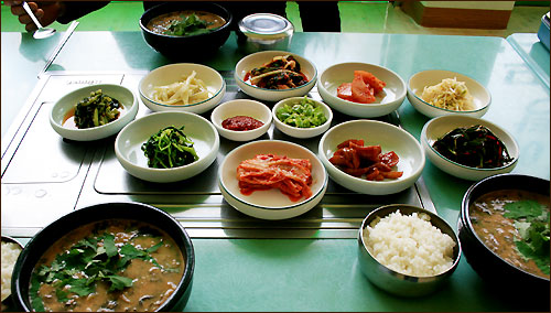 여수 미평동 대원식당 추어탕의 기본 상차림