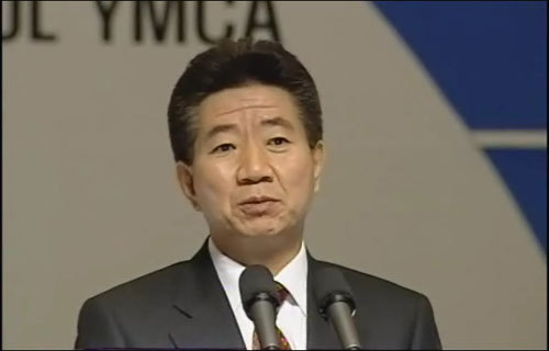2003년 10월, YMCA 100주년 기념식에서 축사를 하는 노무현 전 대통령