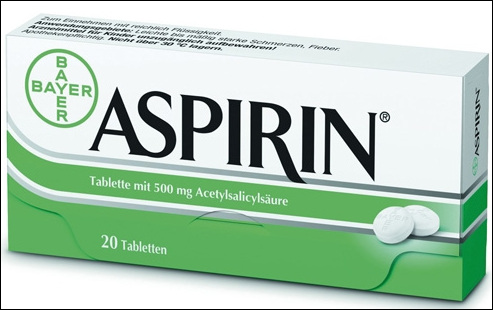 아스피린과 같은 NSAIDs계열 소염진통제의 경우 위장관 출혈의 가능성을 높일 수 있습니다. 