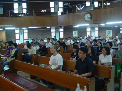 한국기독교연구소는 청파감리교회에서 매월 예수 포럼을 연다. 이번 포럼에는 청년들이 비교적 많이 참석했다. 다음 예수 포럼은 다음 학기로 이어지며 9월 시작한다. 8월에는 포럼을 개최하지 않는다. 