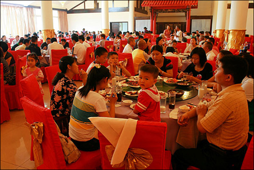 음식체험관 2층에 있는 대형 연회장. 청두 시민들이 각종 모임의 장소로 즐겨 이용한다.