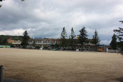 시골학교인 봉현초등학교 