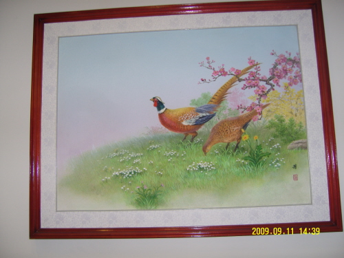 북한에서 김대중 대통령에게 선물한 그림으로 보석가루로 그렸다고 한다. 