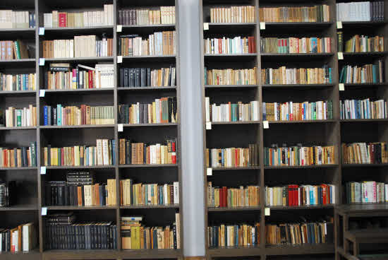 열화당의 ‘도서관Library+책방Bookshop’ 옛책공간

