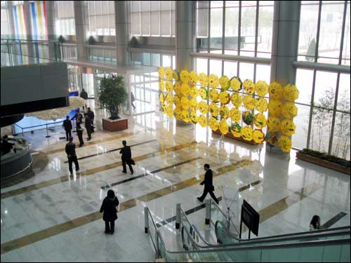총 사업이 약 3300억원이 들어간 성남시청 1층 모습. 