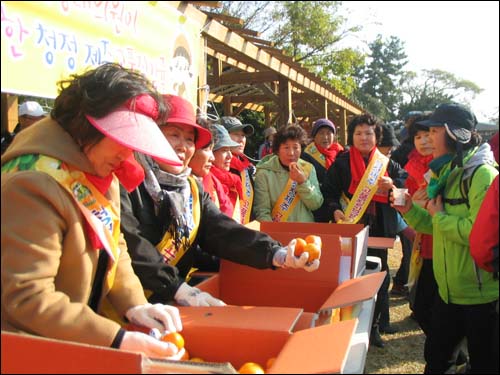 무릉2리 부녀회 무릉2리 마을들은 올레꾼들에게 훈훈한 인정을 배풀었다.