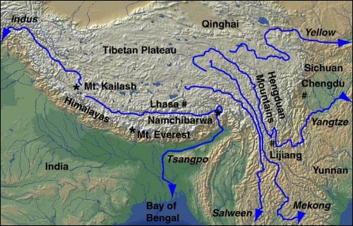 티벳고원의 물줄기 지도. 이곳의 물줄기가 모두 말라버리면, 약 10억명의 아시아인들이 식수원 부족으로 고통받을 것이다. 