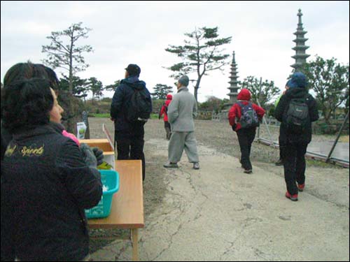 선운정사 올레  선운정사 스님과 신도들의 따뜻한 마음이 전해졌다.