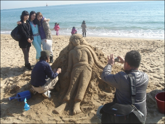 추억 만들어 주는 사진 전문가.
