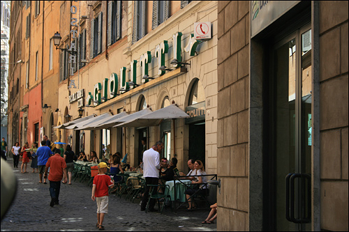 이탈리아의 젤라또 가게 중 최고의 역사와 맛을 자랑하는 가게이다.
