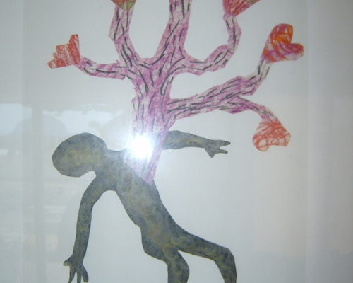 이젠 사실화 기법으로 그림 그리지 않고 위와 같이 상상화 기법으로 그림을 그리고 있었습니다. 위 그림 제목이 '가슴에서 피는 나무'라고 합니다.