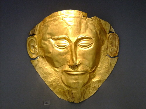 아테네 고고학 박물관 미케네관에 있는 일명 '아가멤논의 황금마스크'.