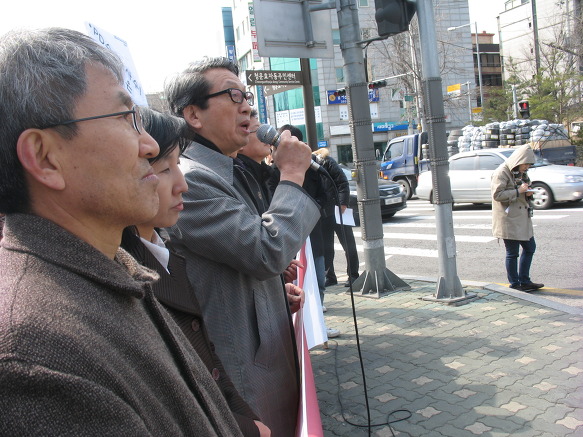  청와대는 진실을 밝히라고 촉구하는 김영호 미디어행동 공동대표
