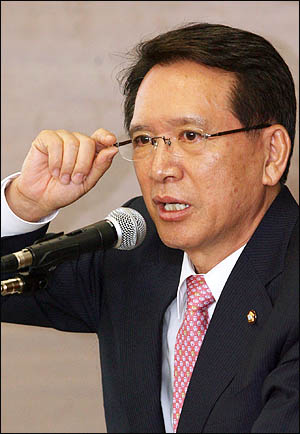 김형오 전 국회의장. 