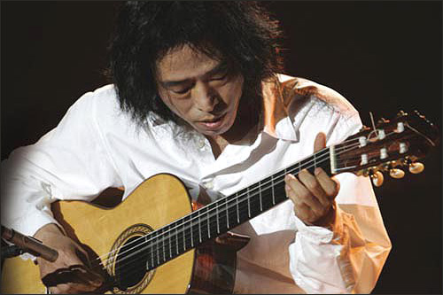 긴 세월 기타연주를 통해 엄청난 음악적 스펙트럼을 자랑했던 기타리스트 김광석. 