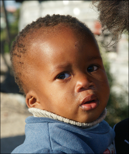 남아공의 흑인 밀집 거주지역 '칼리처'에 살고 있는 3살 소년 타이론