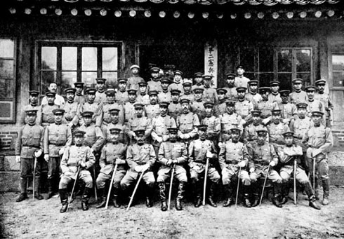 1911. 1. 경성(서울)의 제2헌병분대, 일제는 이 헌병들을 앞장세워 식민지 조선을 통치했다.