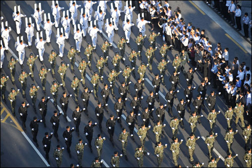 2008년 10월 1일 오후 서울 잠실종합운동장에서 열린 건군 60주년 기념 국군의날 기념행사 모습. 