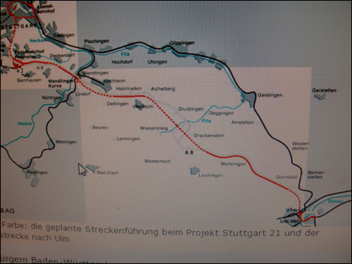  빨간 선이 슈투트가르트에서 도나우강이 흐르는 울름까지 거의 지하로 연결 될 예정이었던 슈투트가르트21의 계획구간이다.60Km에 달한다. 프랑스 파리에서 시작되는 서유럽과 동유럽 헝가리의 부다페스트까지 이어지는 구간이다.
