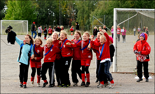 핀란드 어느 학교의 학생들 모습. 아이들의 표정에서 그늘을 찾을 수 없었다.