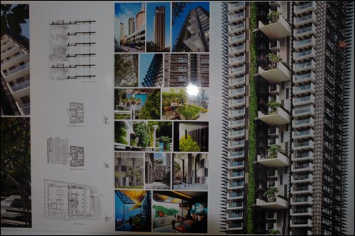 도시개발국에 전시되어 있는 미래 아파트의 모습. 아파트 베란다 주변으로 수목이 심겨진 소형 정원을 볼 수 있는데 미래의 주거환경을 내다 볼 수 있다.