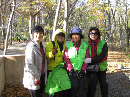 울릉도자연보호협의회 우리도 한번 찍어봐라~전국 신문에 한번 나게~~