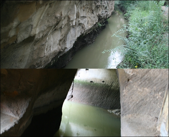 위린 홍스샤 동굴을 흐르는 도랑인 광저취. 이 도랑은 역사기록에도 나오며 사람이 살았던 흔적이기도 하다. 위쪽은 바깥, 아래쪽은 동굴 속이다. 
