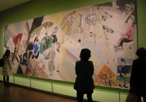 '유대인 예술극장 소개(Introduction au Theatre d'art juif)' 캔버스에 템페라, 과슈 284×787cm 1920. <트레티아코프미술관소장>
ⓒ Marc Chagall/ADAGP, Paris-SACK, Seoul, 2010 Chagall(R)