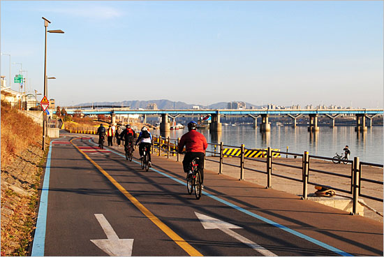 서울 한강 자전거도로
