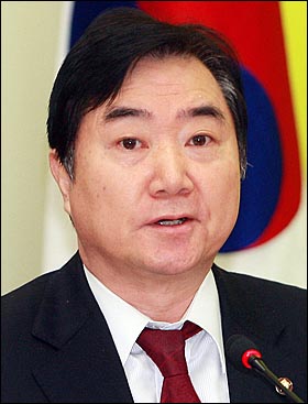 이석현 민주당 의원(자료사진).