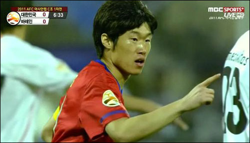  <2011 AFC 아시안컵> 4강전을 통해 FIFA 센추리클럽(A매치 100경기 출전) 가입하는 박지성 선수