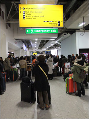  히드로 공항 출국장